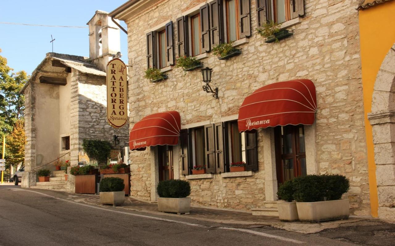 Albergo Speranza Spiazzi Di Monte Baldo Spiazzi Di Caprino Екстериор снимка